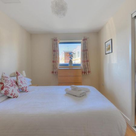 Apartament Harbour View West Bay Zewnętrze zdjęcie