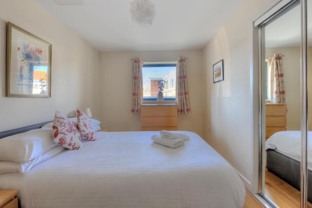 Apartament Harbour View West Bay Zewnętrze zdjęcie